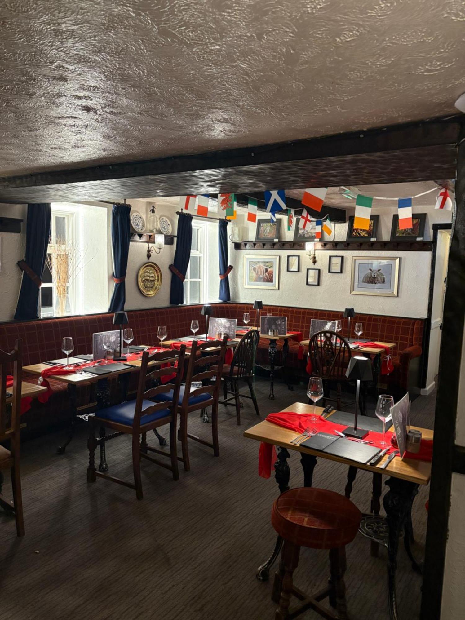 Мини-отель Masons Arms 2*